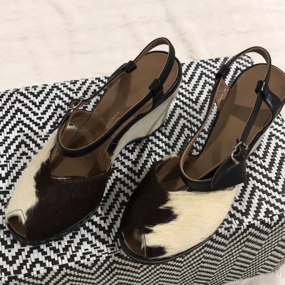 CALF HAIR SANDALS - Picture 6 of 15